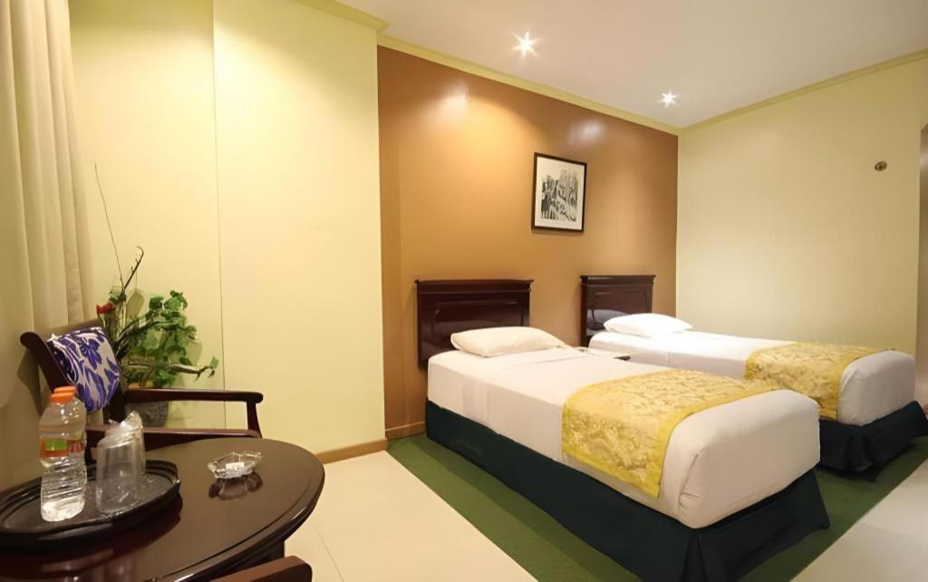 Hotel Banjarmasin International Екстер'єр фото